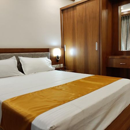 Astro Marine Hospitality Pvt Ltd Ξενοδοχείο Kochi Εξωτερικό φωτογραφία